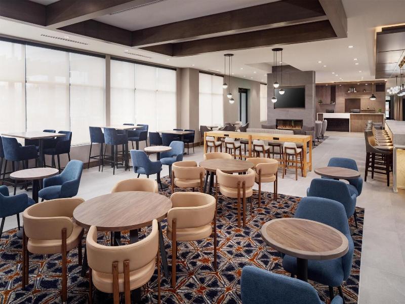 Hyatt House Royal Oak Birmingham image