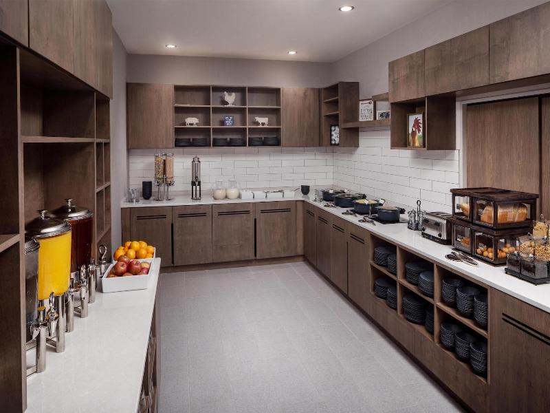 Hyatt House Royal Oak Birmingham image