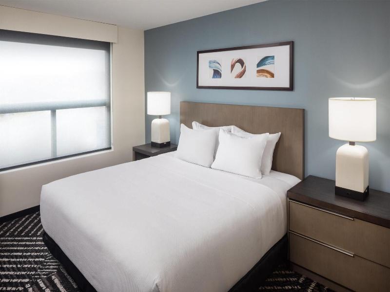 Hyatt House Royal Oak Birmingham image