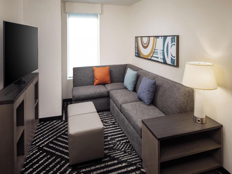 Hyatt House Royal Oak Birmingham image