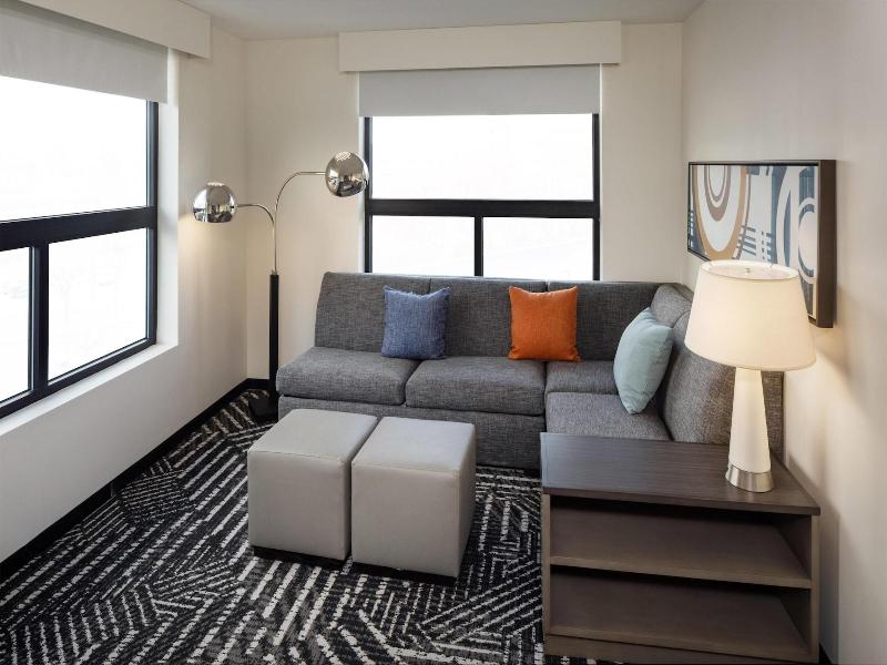 Hyatt House Royal Oak Birmingham image
