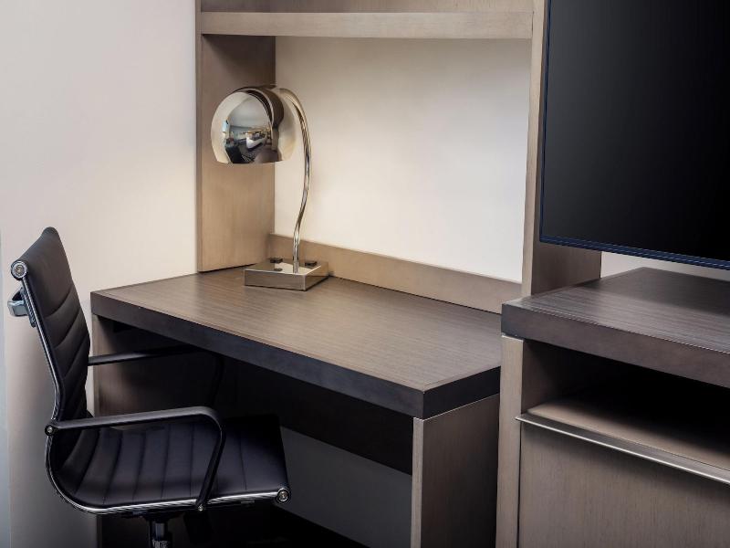 Hyatt House Royal Oak Birmingham image