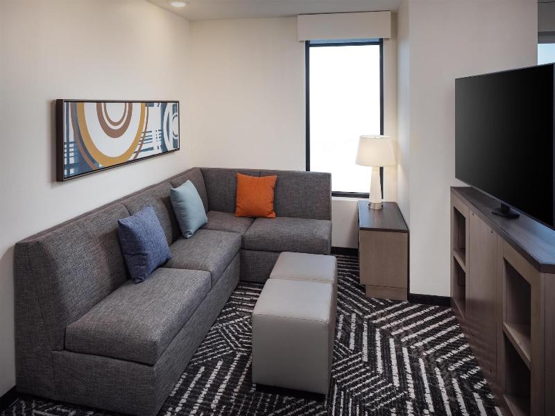 Hyatt House Royal Oak Birmingham image