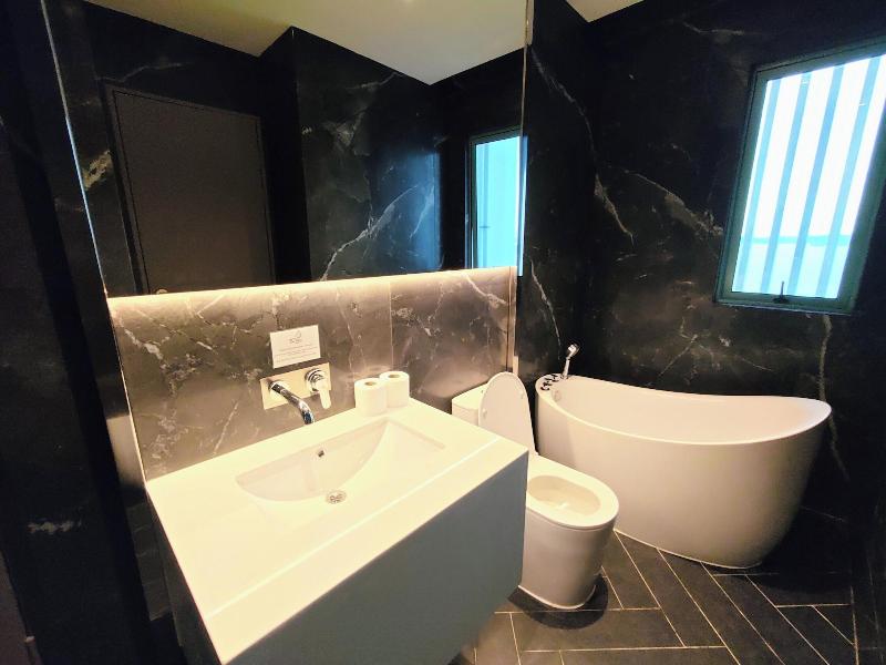 La Mer Butik Hotel image