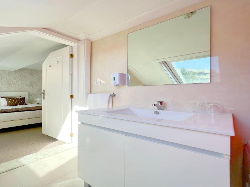 O Porto Seven Guest House image