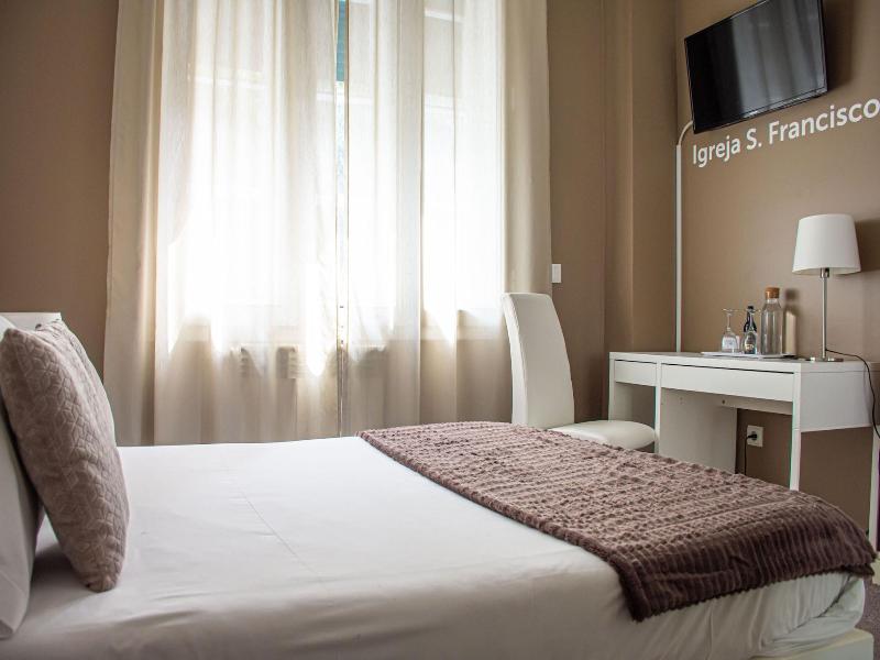 O Porto Seven Guest House image