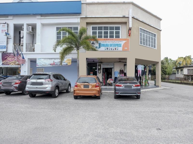 Oyo 90180 Gemilang Hotel Kerteh image