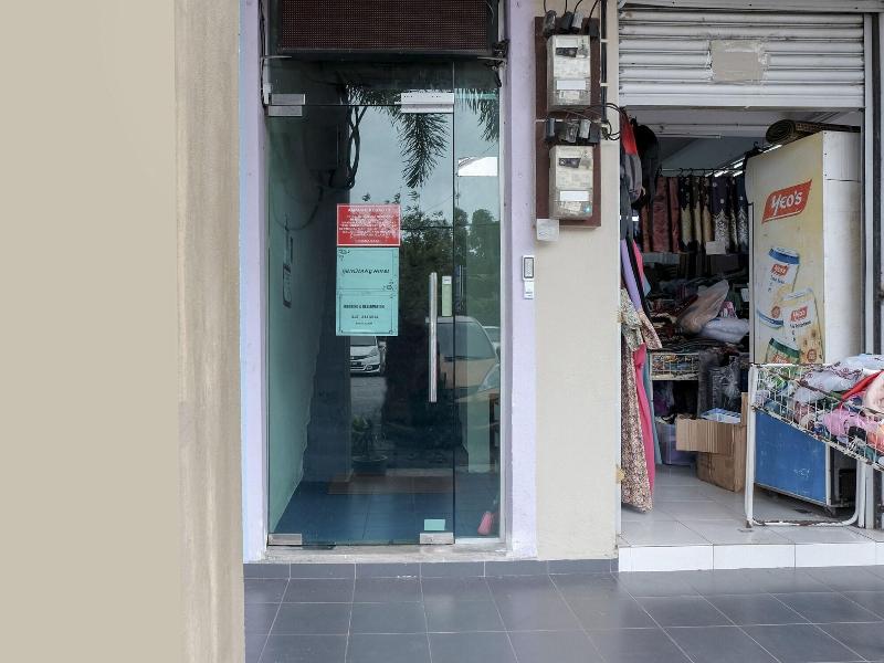 Oyo 90180 Gemilang Hotel Kerteh image