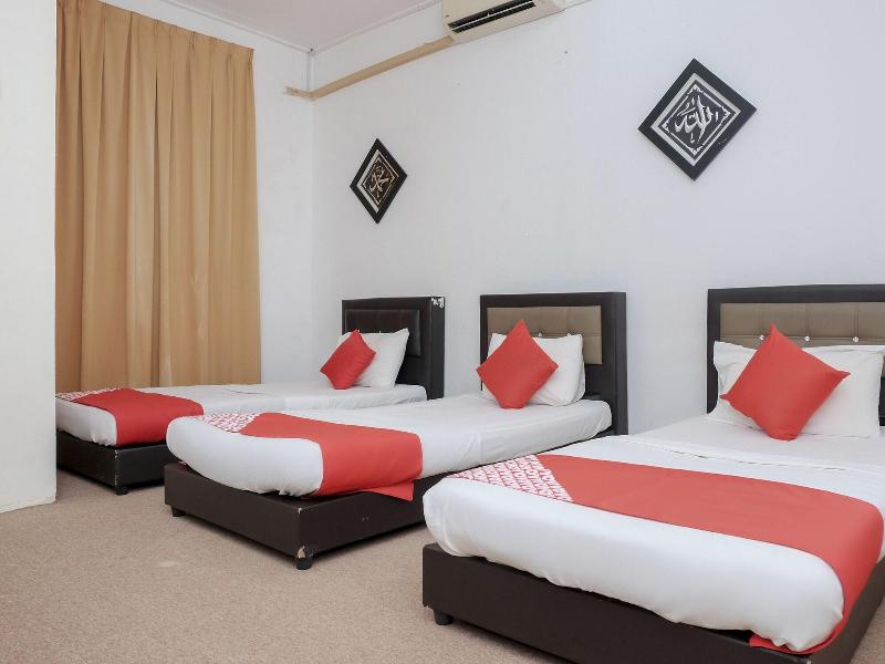 Oyo 90180 Gemilang Hotel Kerteh image