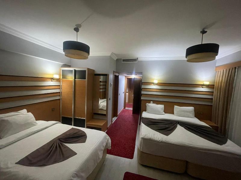 Quars Garden Hotel 3