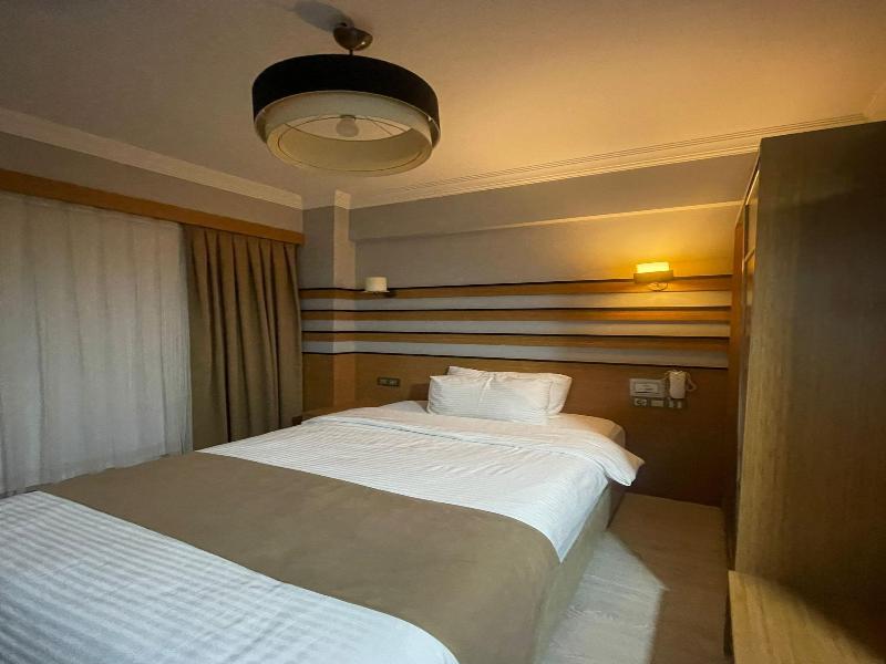Quars Garden Hotel 4