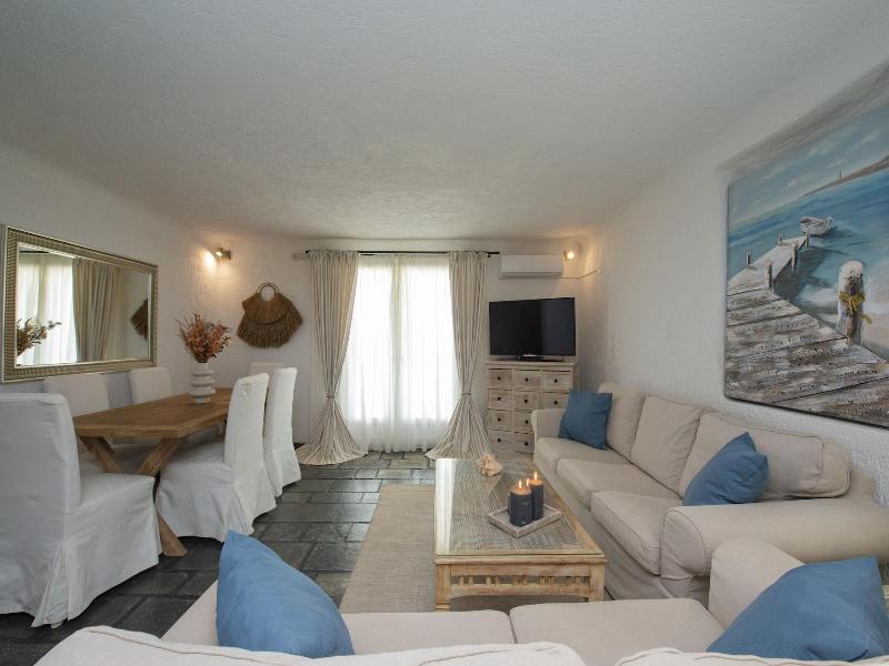 Thalasses Villas image