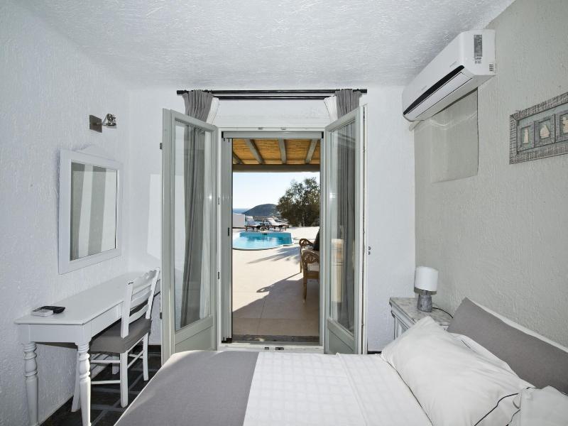 Thalasses Villas image