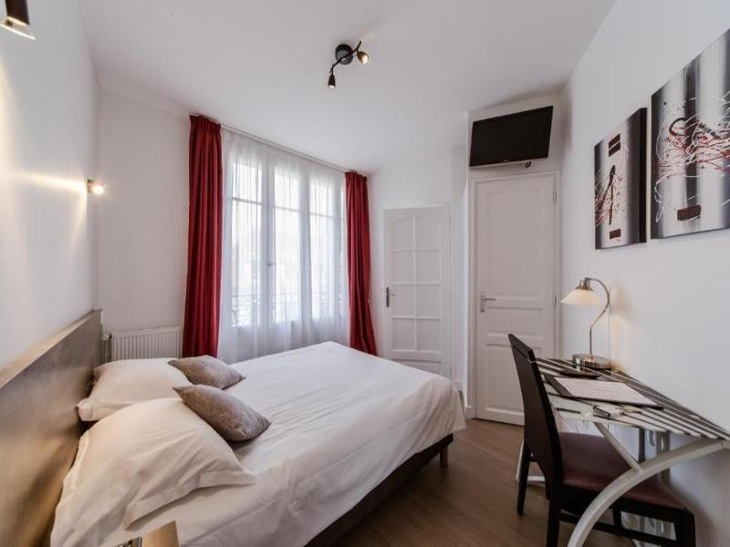 Logis Hotel Le Petit Bellon image