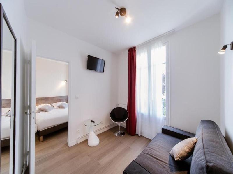 Logis Hotel Le Petit Bellon image