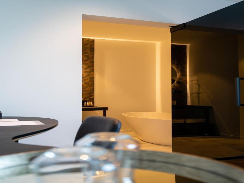 Hotel Beila image