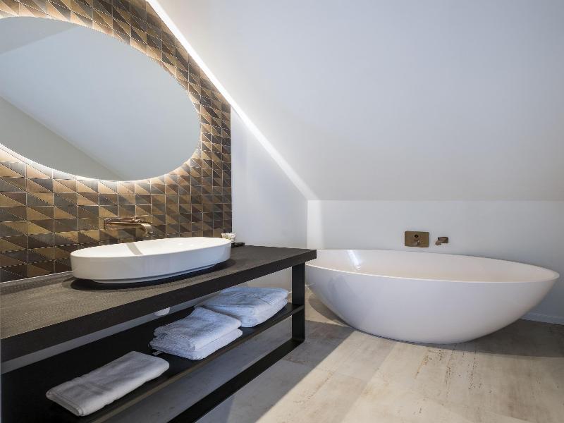 Hotel Beila image