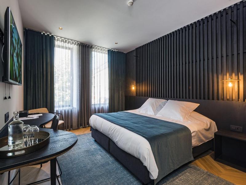 Hotel Beila image