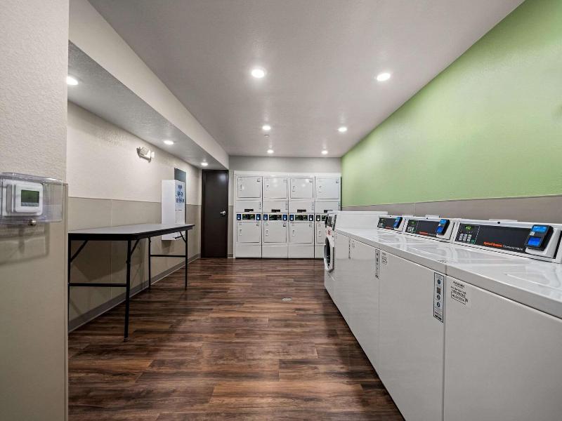Woodspring Suites Yorktown Newport News image