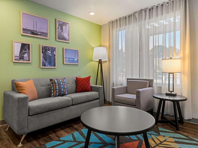 Woodspring Suites Yorktown Newport News image