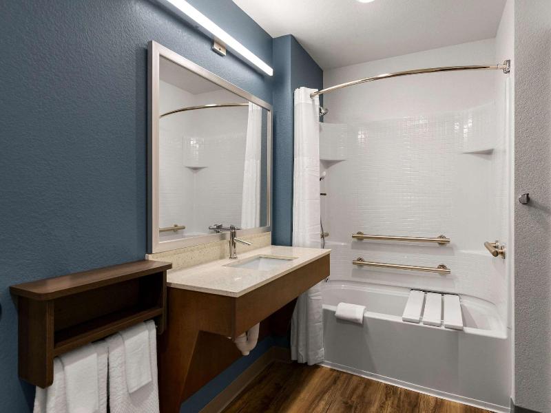 Woodspring Suites Yorktown Newport News image