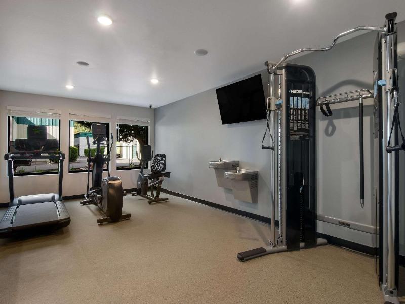 Woodspring Suites Olympia Lacey image