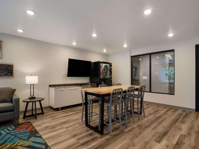 Woodspring Suites Olympia Lacey image