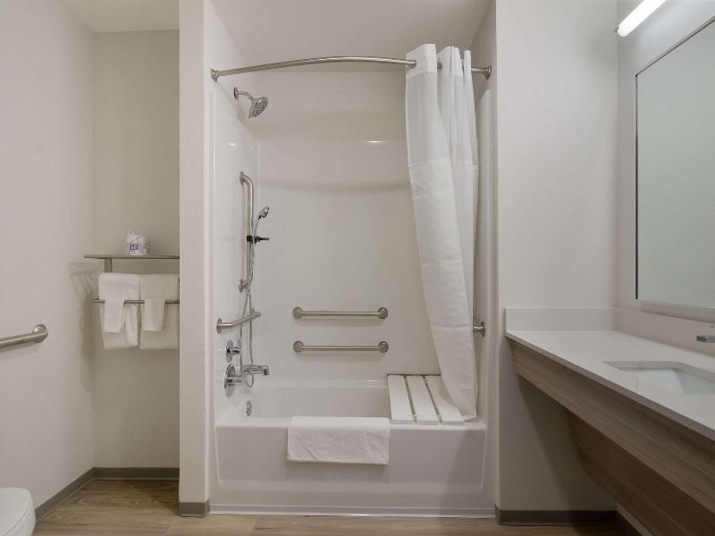 Woodspring Suites Olympia Lacey image