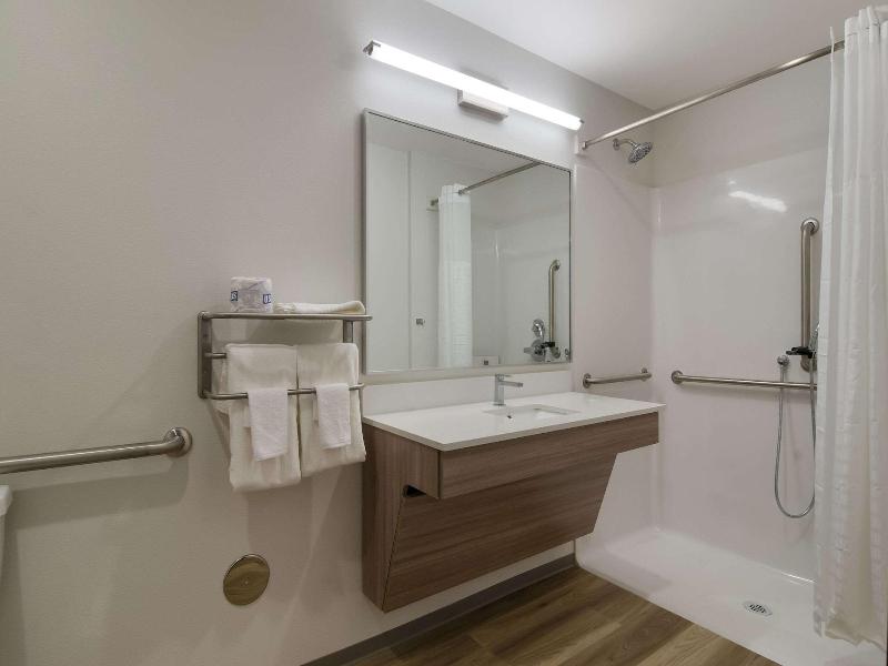 Woodspring Suites Olympia Lacey image