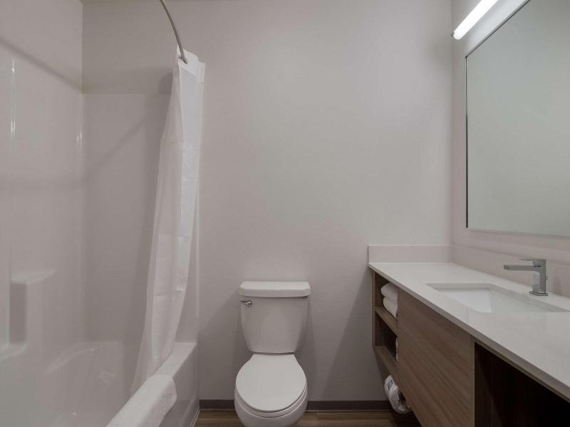 Woodspring Suites Olympia Lacey image