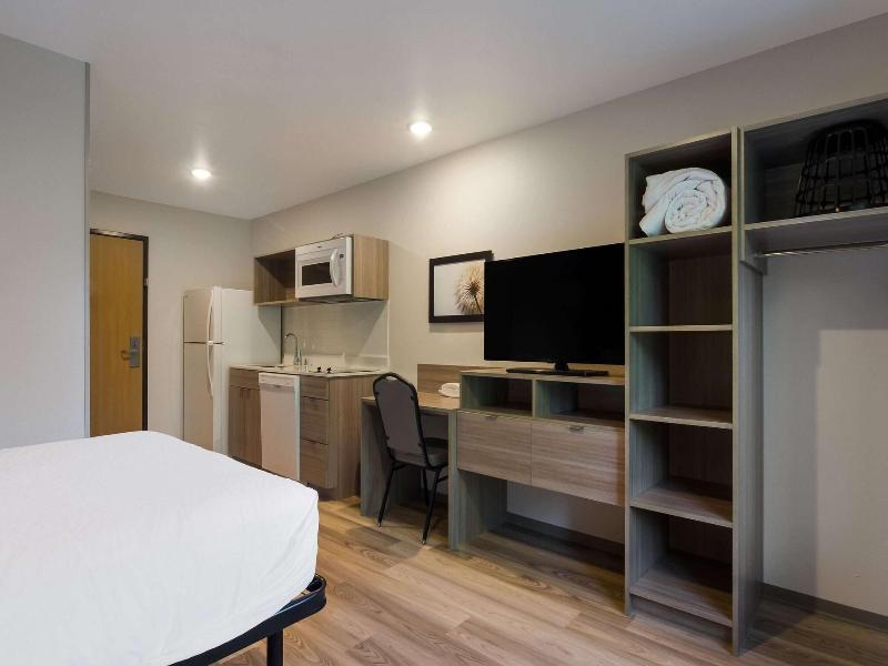 Woodspring Suites Olympia Lacey image