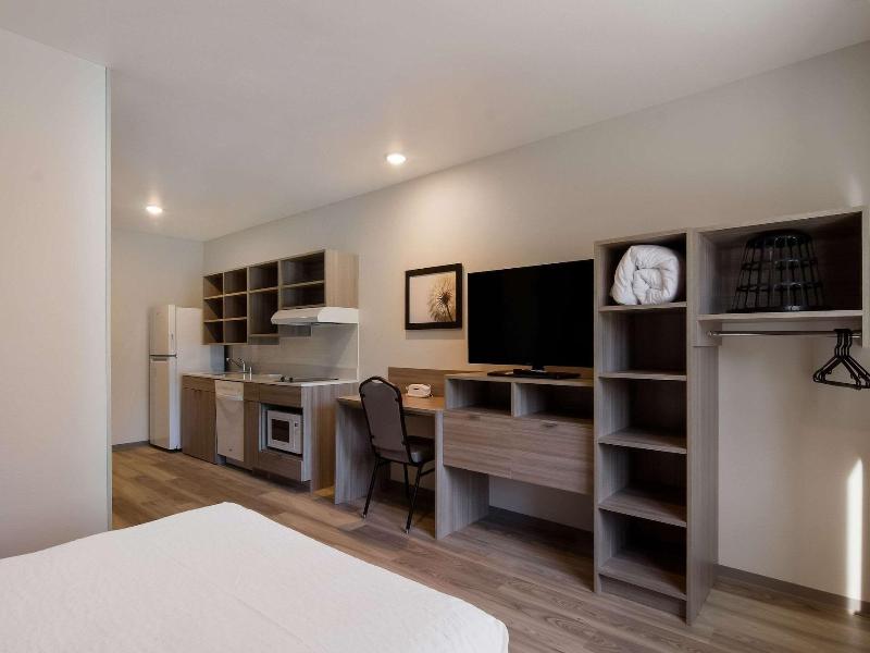 Woodspring Suites Olympia Lacey image