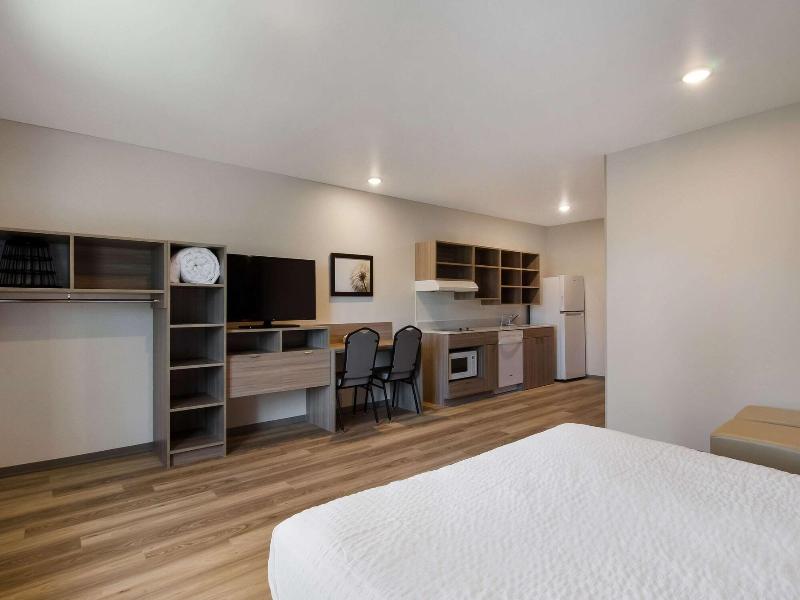 Woodspring Suites Olympia Lacey image