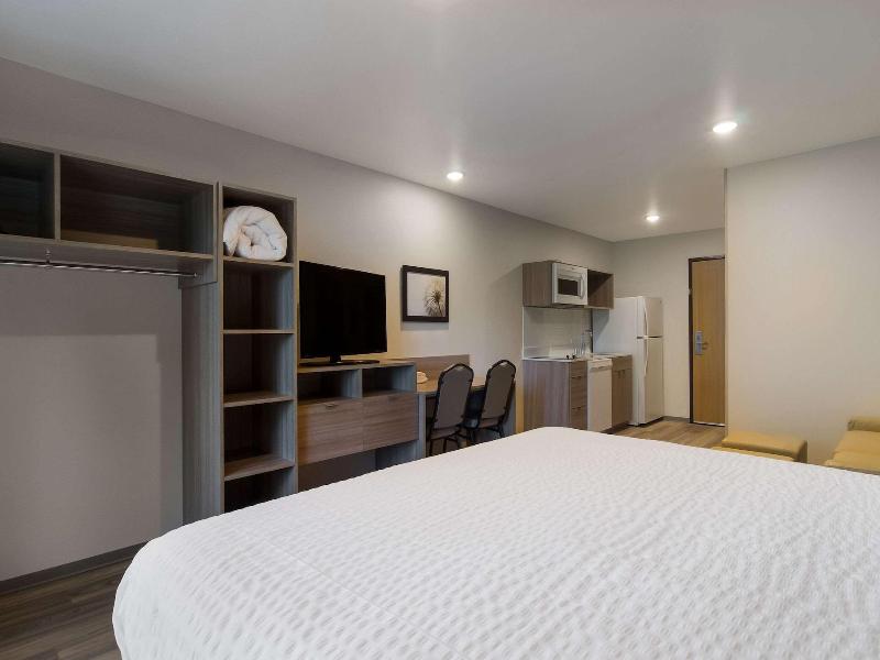Woodspring Suites Olympia Lacey image