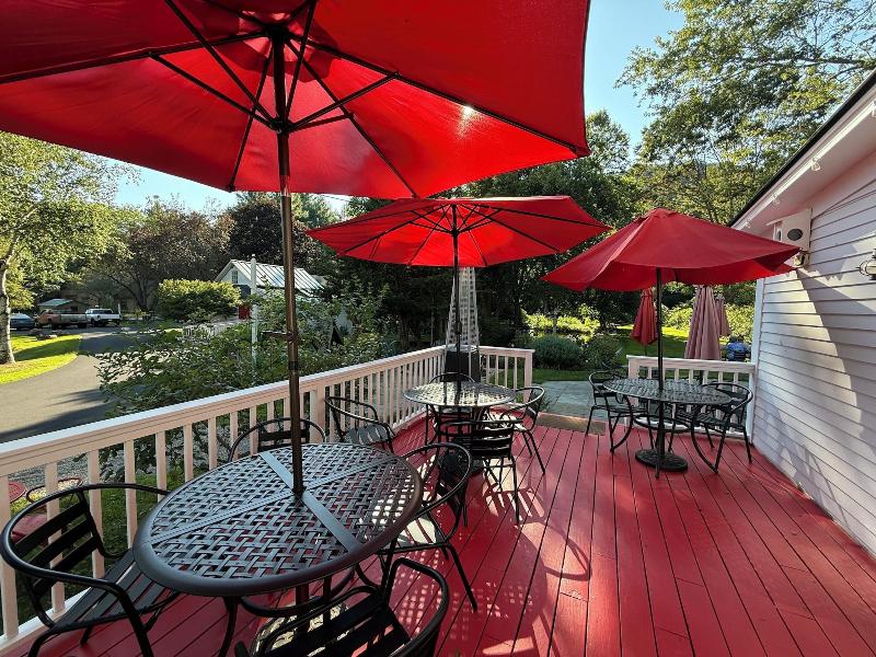 Four Columns Inn image