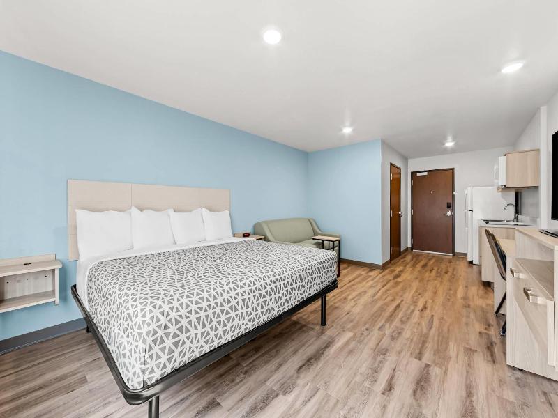 Woodspring Suites Oak Ridge Knoxville image