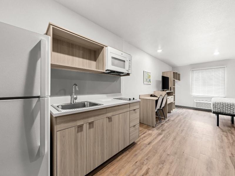 Woodspring Suites Oak Ridge Knoxville image