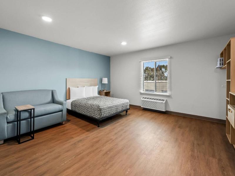 Woodspring Suites Santee San Diego Northeast image