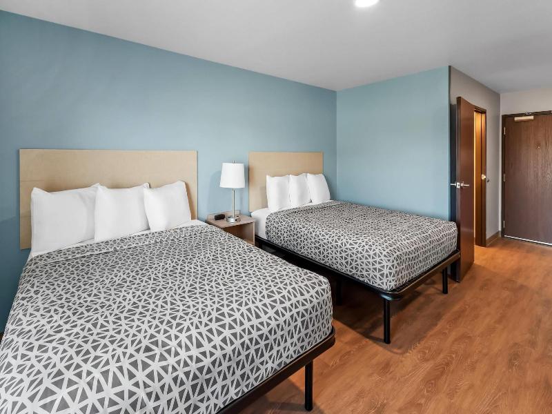 Woodspring Suites Santee San Diego Northeast image
