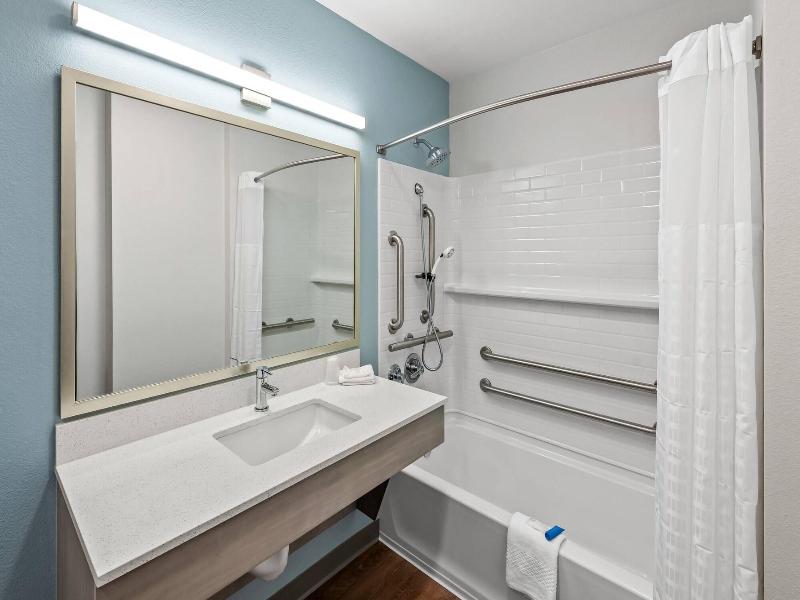 Woodspring Suites Santee San Diego Northeast image