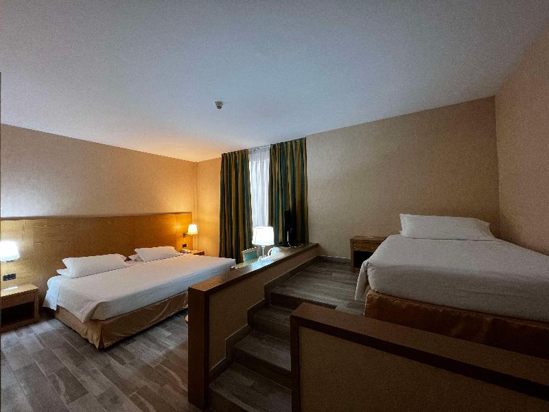 Best Western Cavalieri della Corona image