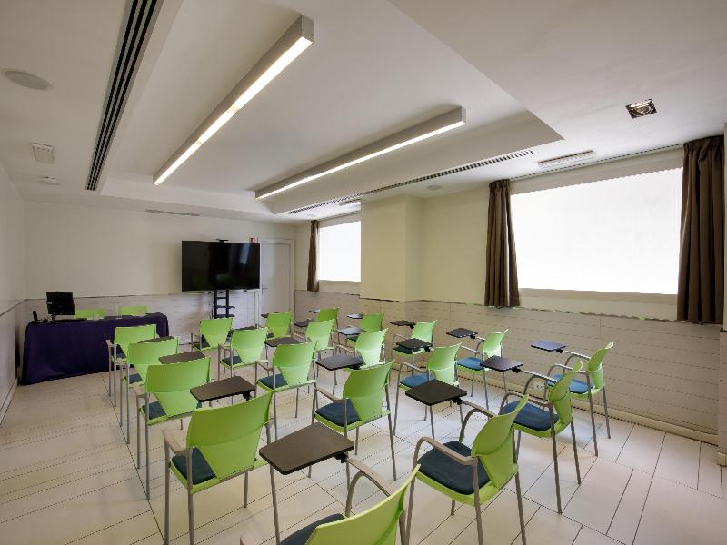 Best Western Plus Globus Hotel image