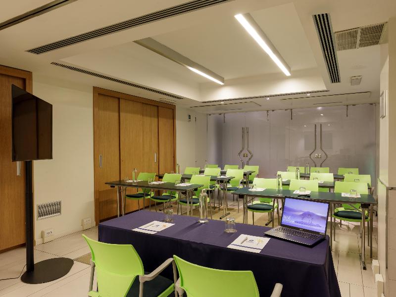 Best Western Plus Globus Hotel image