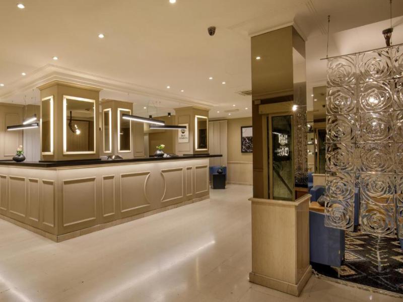 Best Western Plus Globus Hotel image