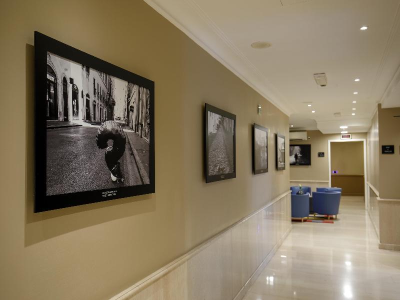 Best Western Plus Globus Hotel image