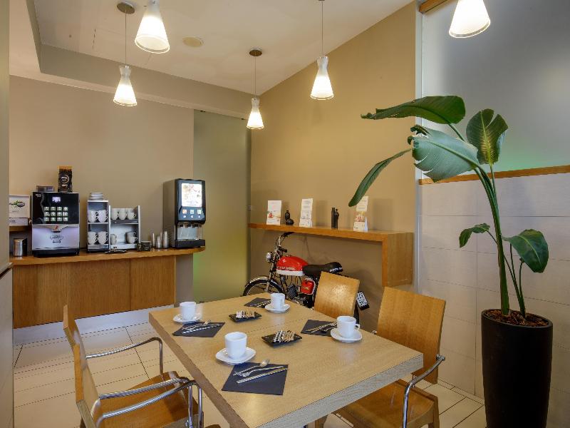 Best Western Plus Globus Hotel image