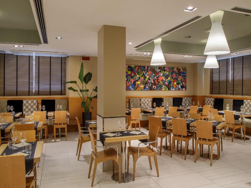 Best Western Plus Globus Hotel image