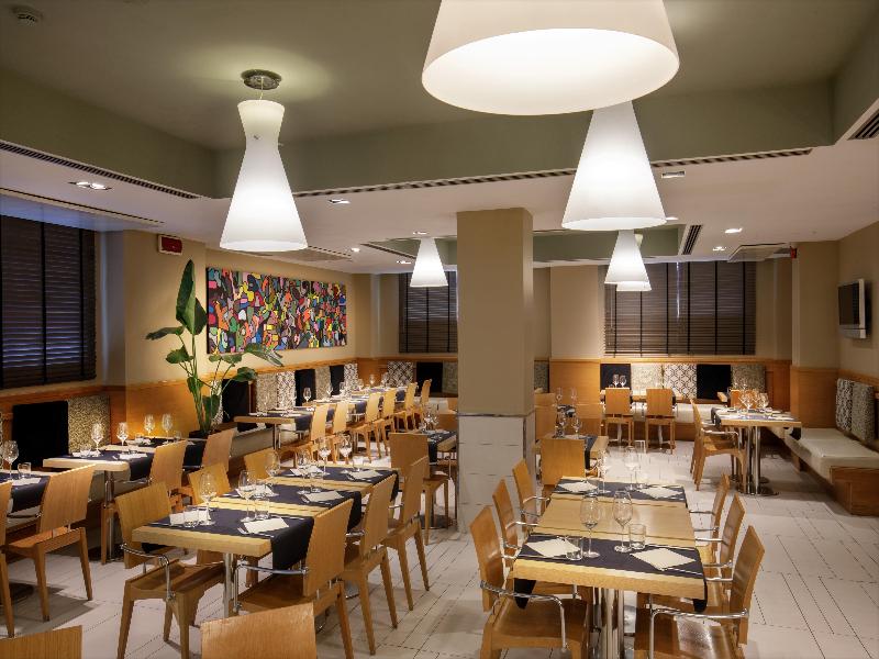 Best Western Plus Globus Hotel image