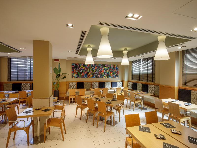 Best Western Plus Globus Hotel image