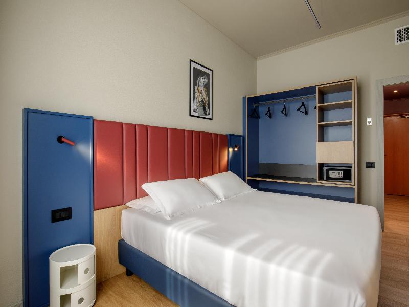 Best Western Plus Globus Hotel image